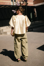 Load image into Gallery viewer, Cassie Cargo Pants (Khaki)