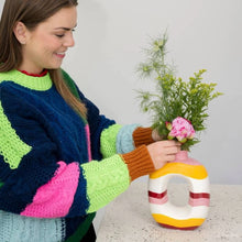 Load image into Gallery viewer, Joaquín Vase (Amor Del Color)