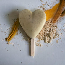 Load image into Gallery viewer, Karite Butter Organic heart bar Scented Yellow Freecia