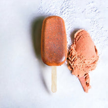 Load image into Gallery viewer, Roseshea Organic Ice cream bar Scented Amber Tobacco