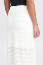 Load image into Gallery viewer, Knitty Skirt (White)
