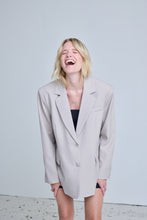 Load image into Gallery viewer, Ihfava Oversized Blazer (Beige)