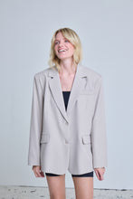 Load image into Gallery viewer, Ihfava Oversized Blazer (Beige)