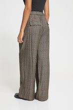 Load image into Gallery viewer, Laito Trousers