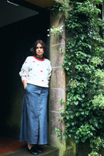 Load image into Gallery viewer, Belablue Knit (White/Hearts)