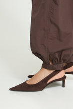 Load image into Gallery viewer, Gafna Trousers (Coffee Brown)