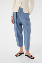 Load image into Gallery viewer, Zellal Barrel Pants (Blue)