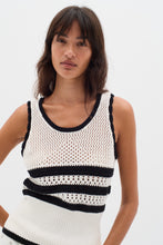 Load image into Gallery viewer, YancyIW Pullover (Black/White)