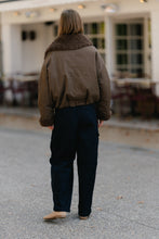 Load image into Gallery viewer, Quinn Aviator Jacket (Hot chocolate)
