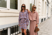 Load image into Gallery viewer, Kaia Shirt (Pink/Royal blue)