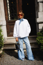 Load image into Gallery viewer, Copine Sweater (Light grey)