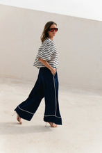 Load image into Gallery viewer, Avril Wide Leg Trousers (Navy)