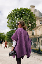 Load image into Gallery viewer, Enora Cape (Aubergine/Orchid)