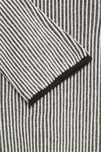 Load image into Gallery viewer, Ihdanuta Pullover
