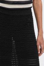 Load image into Gallery viewer, Ihbetues Skirt (Black)
