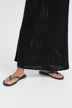 Load image into Gallery viewer, Ihbetues Skirt (Black)

