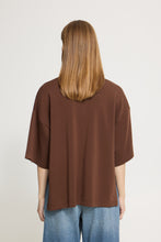 Load image into Gallery viewer, Naida T-Shirt (Coffee Brown)
