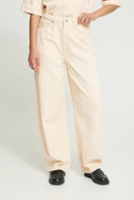 Load image into Gallery viewer, Hezallo Jeans (Sandy Beige)
