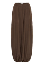 Load image into Gallery viewer, Fava Trousers (Brown)
