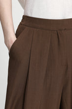 Load image into Gallery viewer, Fava Trousers (Brown)
