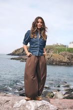Load image into Gallery viewer, Fava Trousers (Brown)
