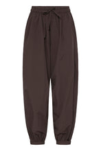 Load image into Gallery viewer, Gafna Trousers (Coffee Brown)
