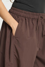 Load image into Gallery viewer, Gafna Trousers (Coffee Brown)
