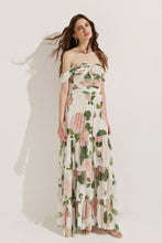 Load image into Gallery viewer, La Rosa Dress
