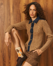 Load image into Gallery viewer, Braga Cardigan (Camel)
