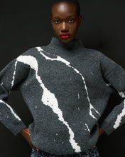 Load image into Gallery viewer, Ermesinde Sweater (Anthracite)
