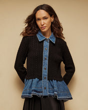 Load image into Gallery viewer, Queluz Cardigan (Black)
