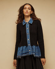 Load image into Gallery viewer, Queluz Cardigan (Black)
