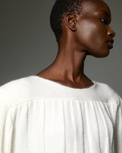 Load image into Gallery viewer, Montijo Sweater (Off White)
