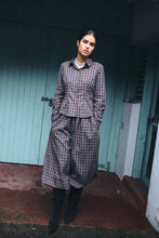 Load image into Gallery viewer, Rollu Trousers (Brown)
