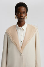 Load image into Gallery viewer, Akita Blazer (Beige)
