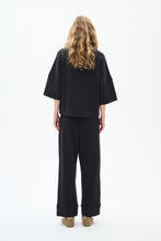 Load image into Gallery viewer, Vincel Sweatshirt (Black)
