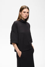 Load image into Gallery viewer, Vincel Sweatshirt (Black)
