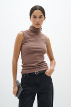 Load image into Gallery viewer, Dagna Top (Brown)
