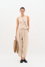 Load image into Gallery viewer, ZellaIW Barrel Trousers (Sandstone)
