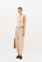 Load image into Gallery viewer, ZellaIW Barrel Trousers (Sandstone)
