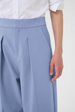 Load image into Gallery viewer, Zellal Barrel Pants (Blue)
