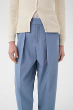 Load image into Gallery viewer, Zellal Barrel Pants (Blue)
