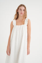 Load image into Gallery viewer, VanidaIW Dress (White)

