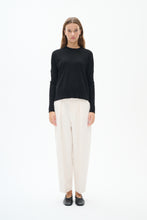 Load image into Gallery viewer, ZomaIW Barrel Pant (White)

