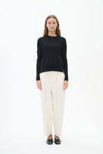 Load image into Gallery viewer, ZomaIW Barrel Pant (White)
