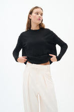Load image into Gallery viewer, ZomaIW Barrel Pant (White)
