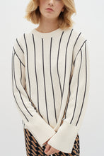 Load image into Gallery viewer, PaiteIW Pullover
