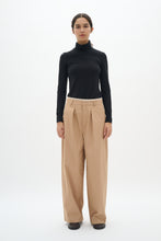 Load image into Gallery viewer, MalaiaIW Pants (Tannin)
