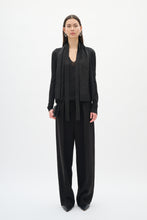 Load image into Gallery viewer, Thani glitter Cardigan (Black)

