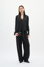 Load image into Gallery viewer, Thani glitter Cardigan (Black)
